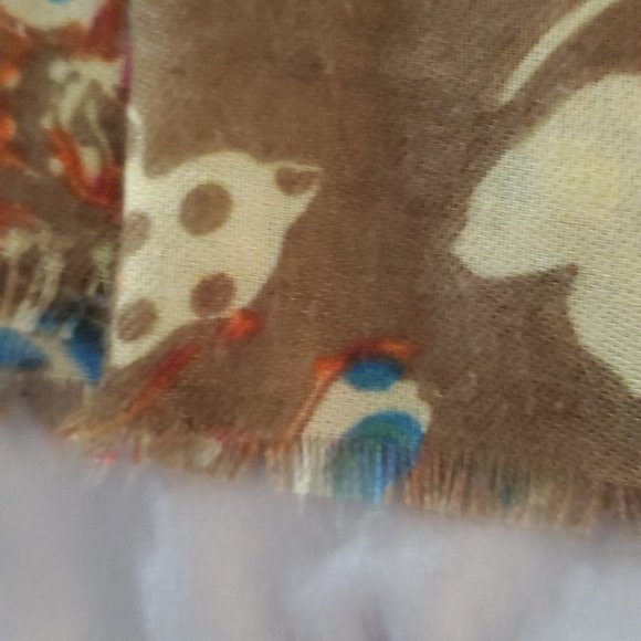 Soft Pashmina Floral Scarf - Picture 3 of 5